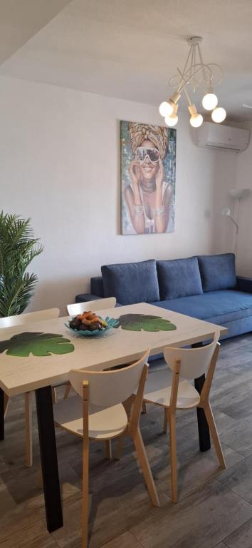 Apartamento Luna Blanca, La Mata, 300 m from the sea and sandy beach plus swimming pool - 4