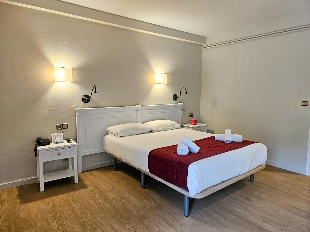 Hotel Pere D'Urg 3000 - 1