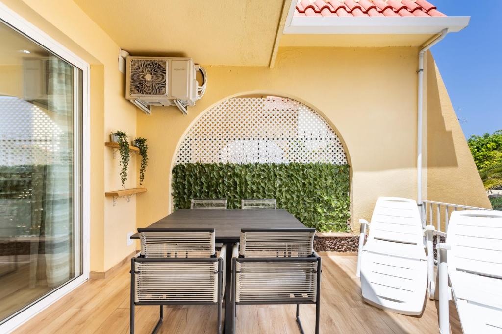Home2Book Stylish Apt Fañabé, BBQ Terrace & Pool - 4