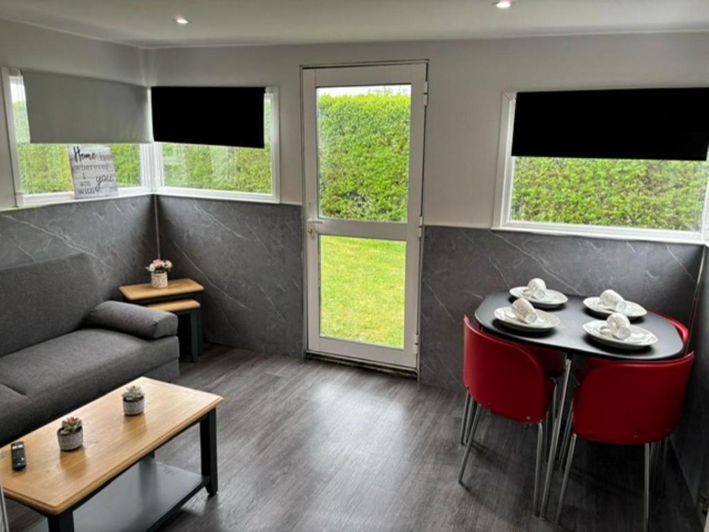 Bobby - 16, Leysdown-on-Sea