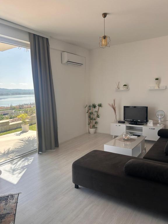 Luna duplex Apartment, Star Dojran