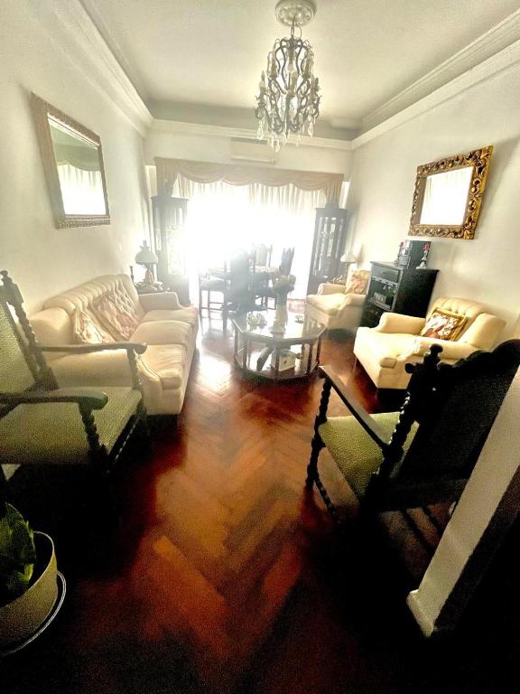 2 Habitaciones en departamento central para 5 personas con cochera al frente - 2