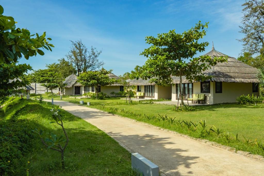Surrounding environment