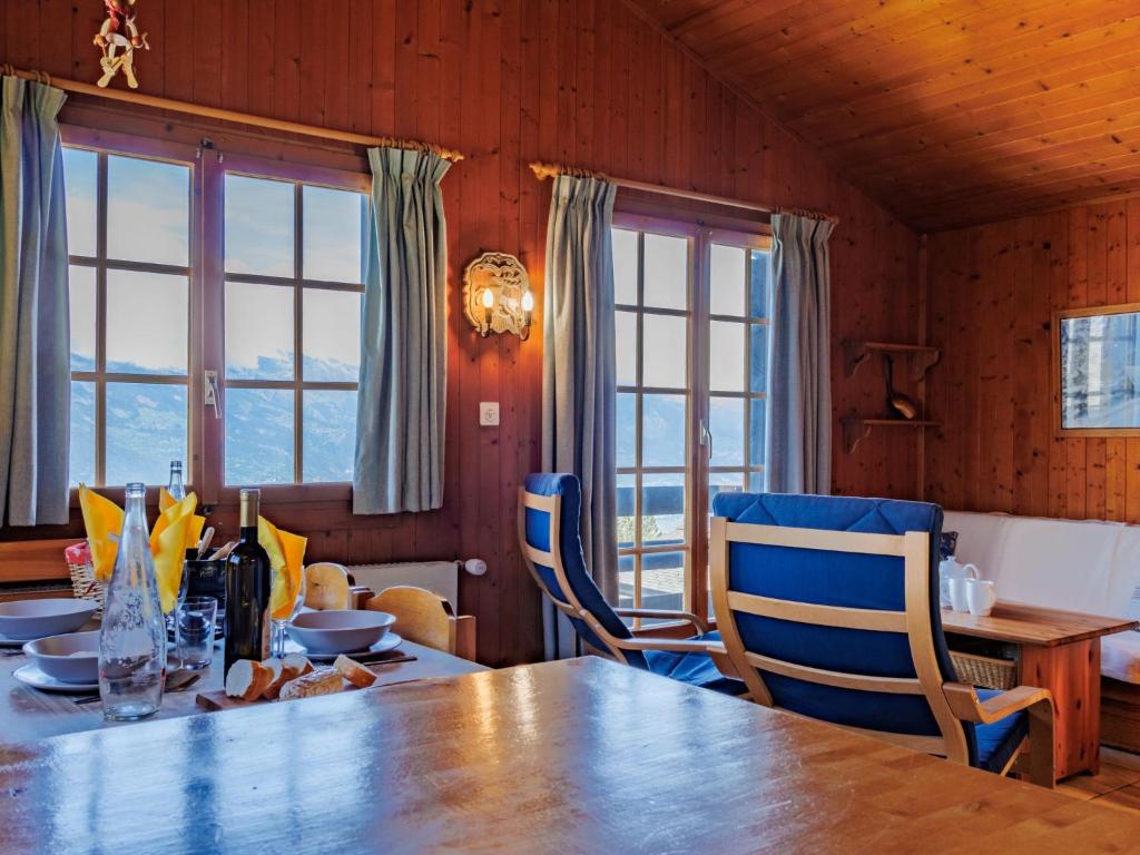 Chalet Tsamandon 22 by Interhome - 3