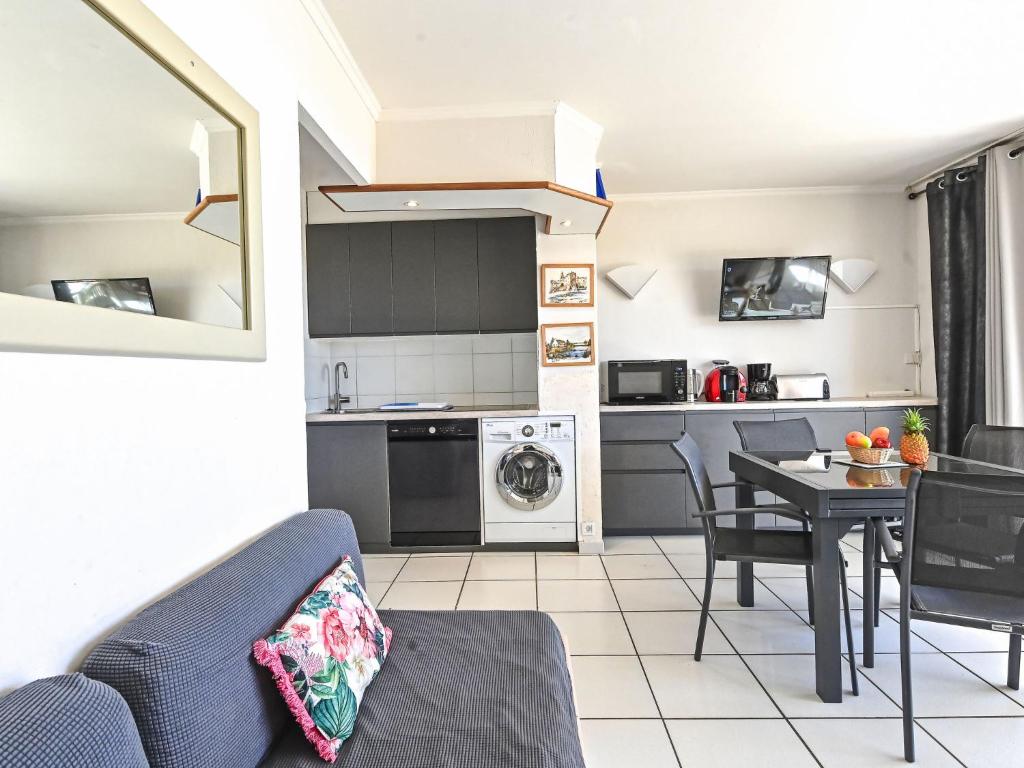 Apartment Les Bastides - I3 049 by Interhome - 4