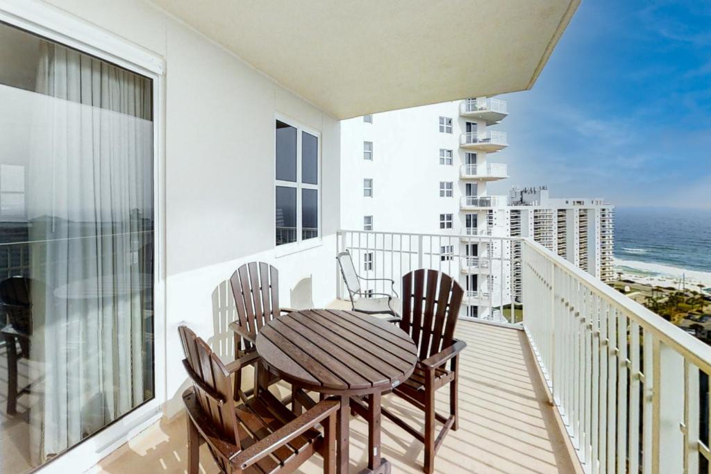 Ariel Dunes II 1801, Destin