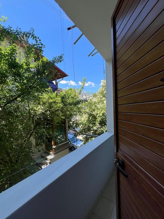 Gogo Apartment, Gjirokastër