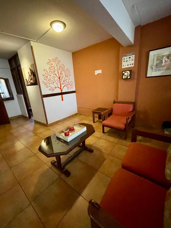 Departamento a metros del Prado - 2