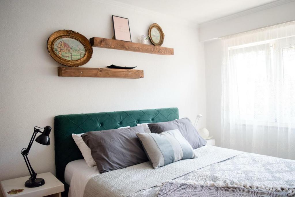 Toby Old Town, Mostar