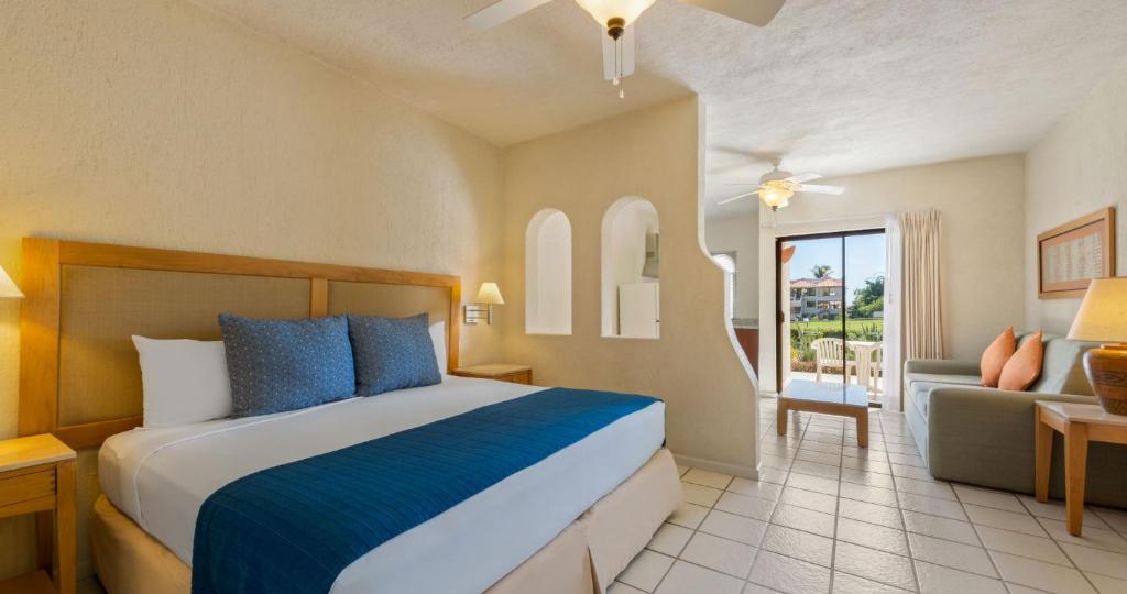 Park Royal Homestay Los Cabos - 3