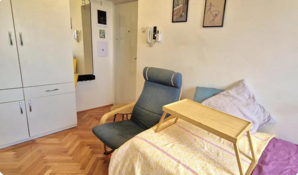 Mileshevska Studio, Bělehrad