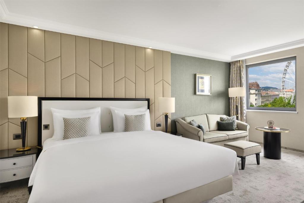 ทัศนียภาพภายนอกโรงแรม