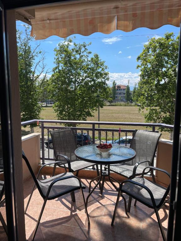 Studio Stevanovic, Olympiakí Aktí