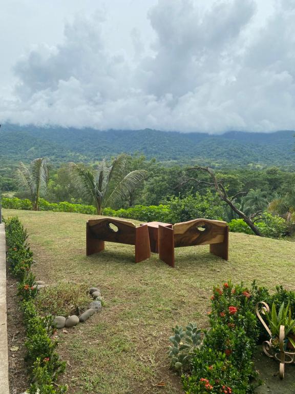 Lapas House, Esperanza