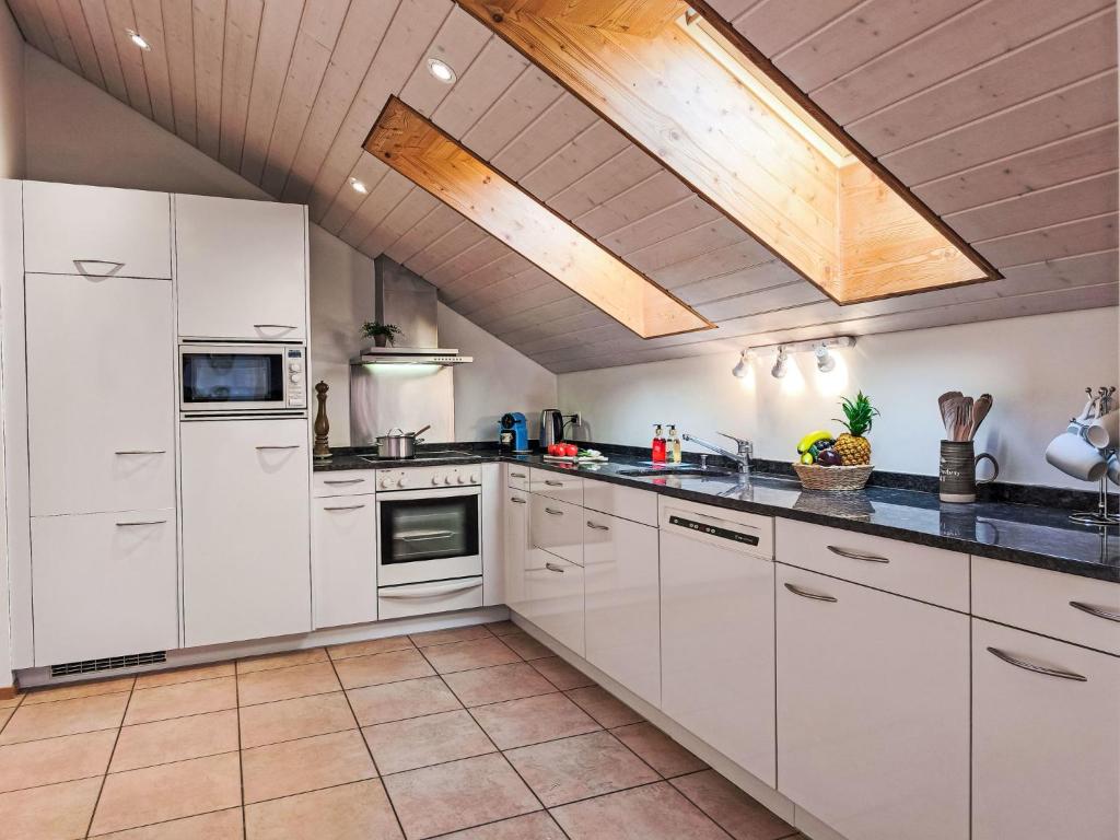 Apartment Eiger by Interhome - 3