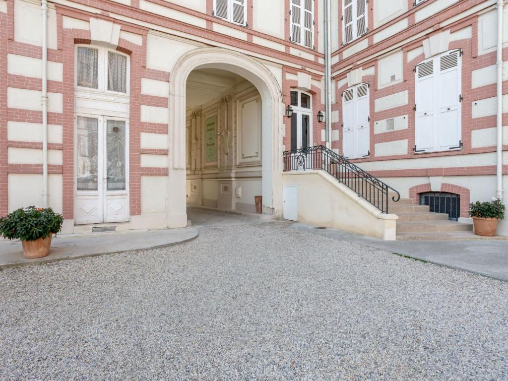 Apartment L'hôtel de Paris by Interhome - 5