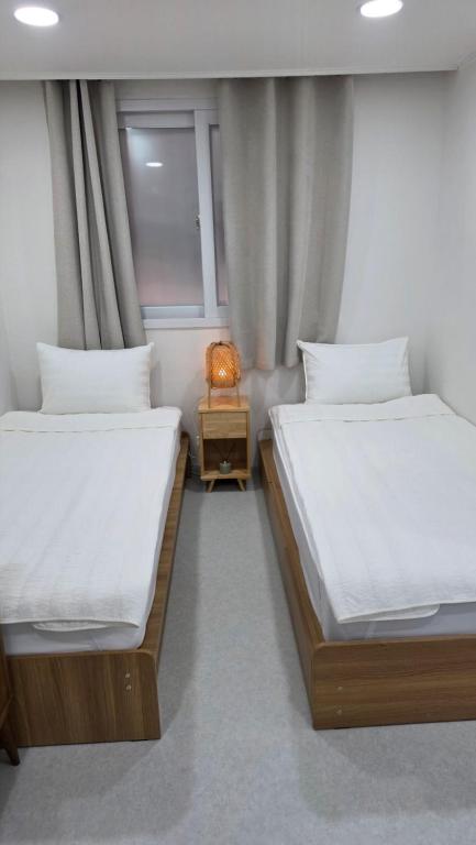 Alley House 앨리하우스, Seúl