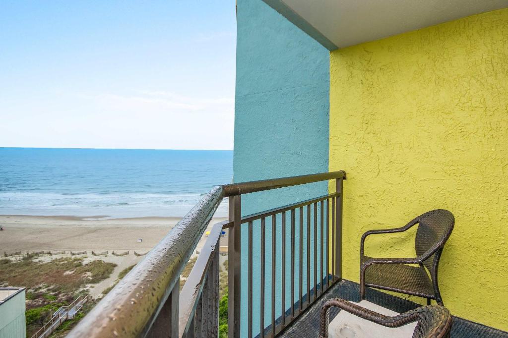 Seas the View,Rooftop Pool,KING,FREE Tickets M123, Myrtle Beach