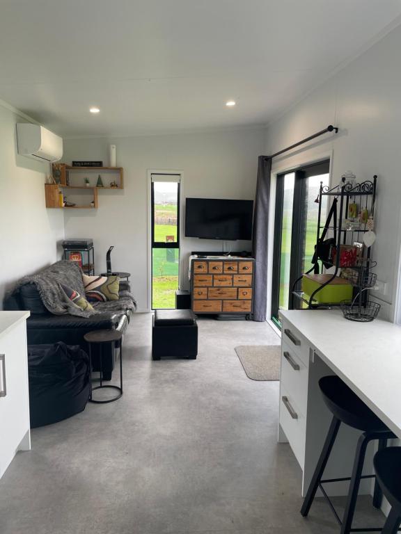 Roddy and Shelles Chateau, Parore