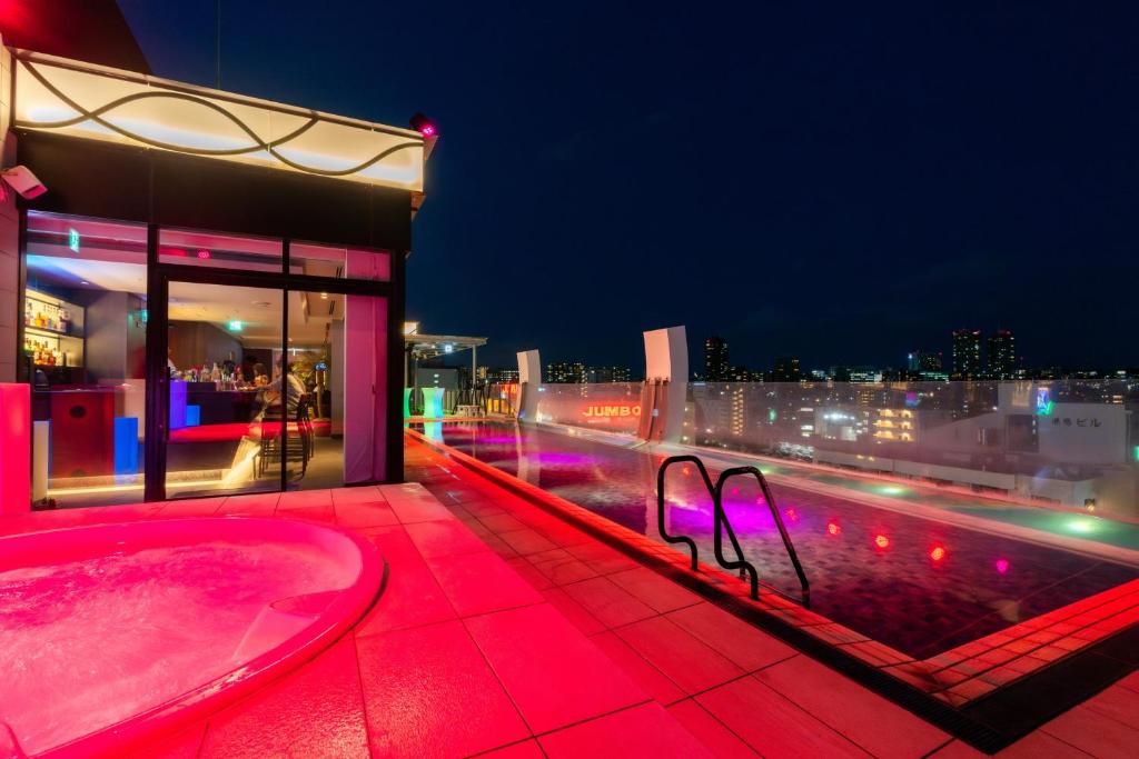 Swimming pool, Hotel Aqua Citta Naha in Okinawa Main island