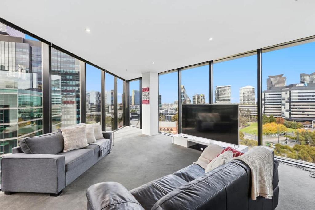 Docklands City Escape Views Pool Gym & Parking, Melbourne