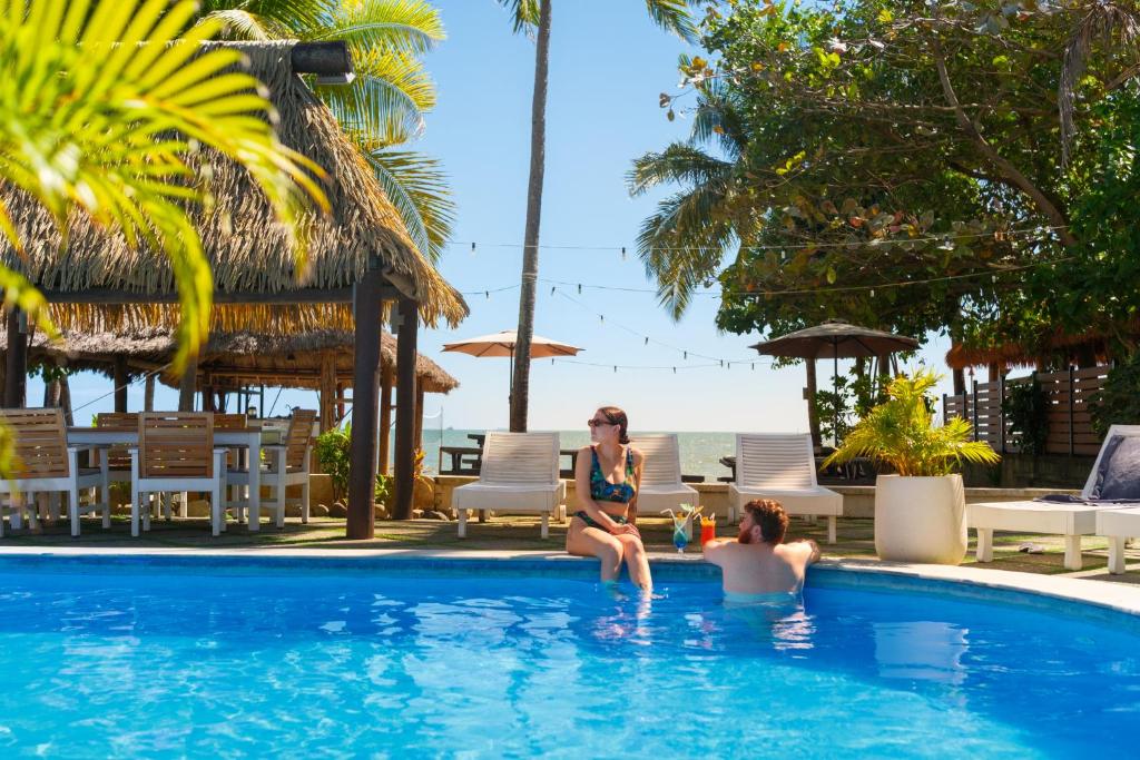 スイミングプール