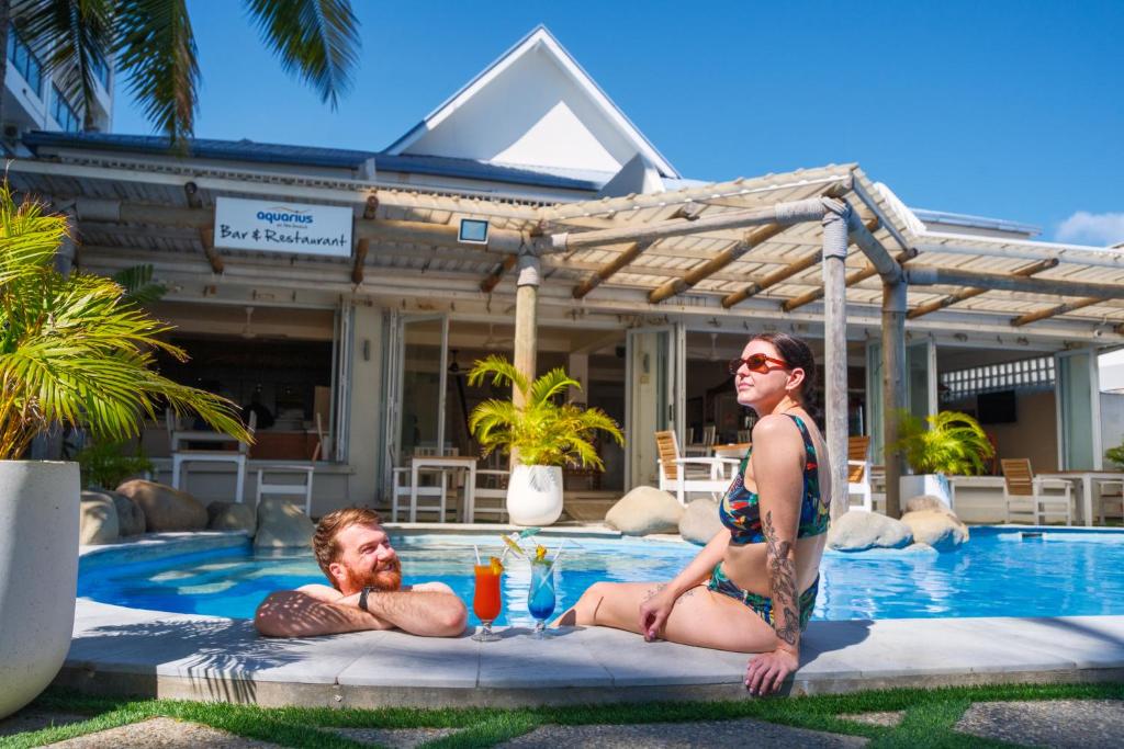 スイミングプール