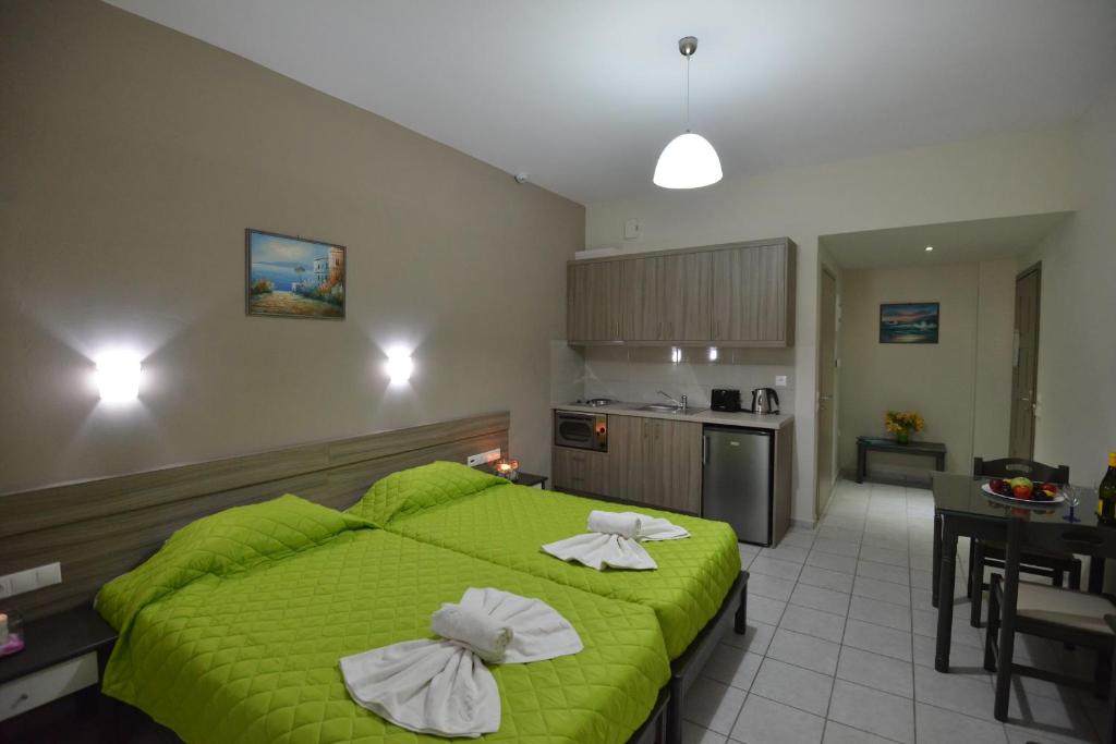Vesperi Studios & Apartments photo