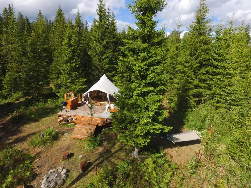 Glamping Tent with amazing view in the forest, hotel in Torsby