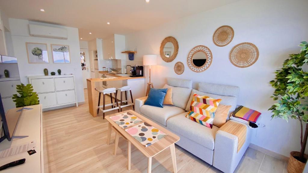 Estrella del Mar - Beachfront with Panoramic Sea View - 5