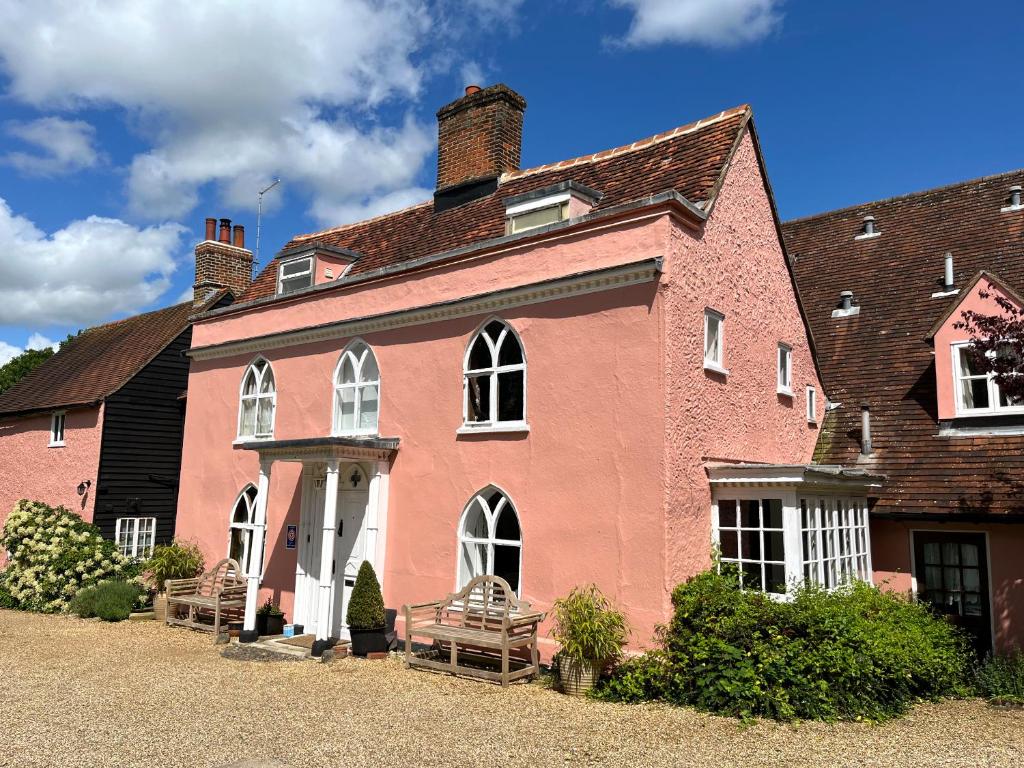Little rooms at The Cottage, Bishops Stortford