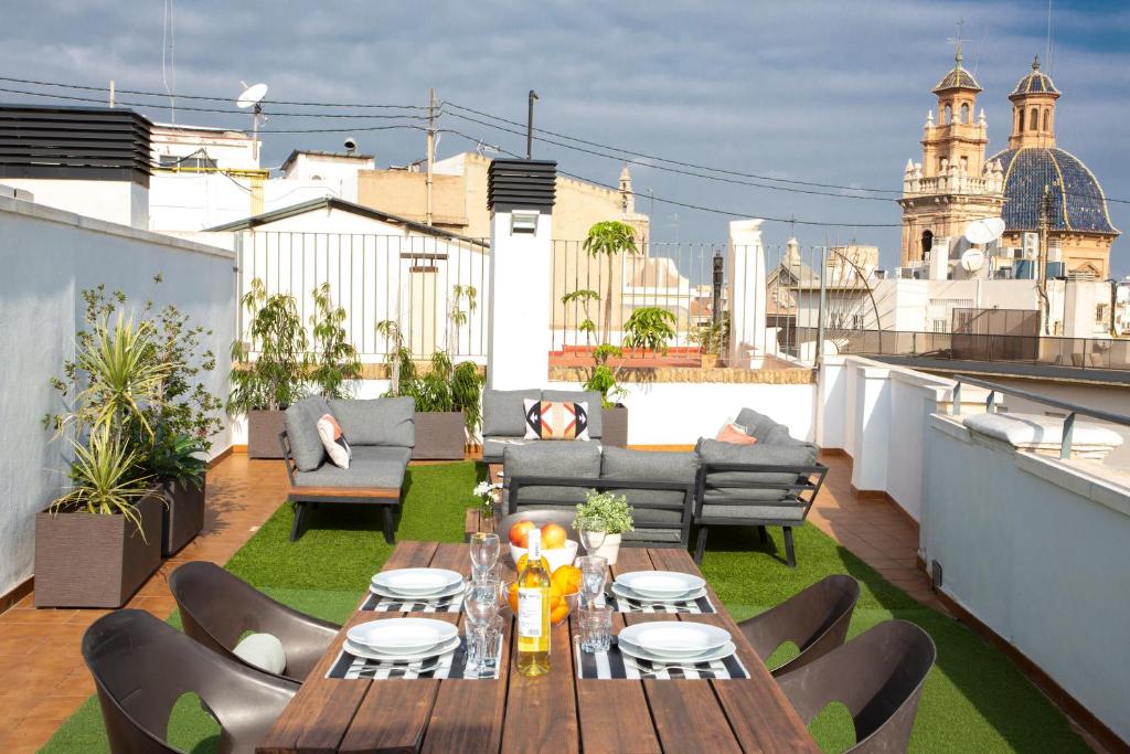 SingularStays Mar44 Terrace - 3