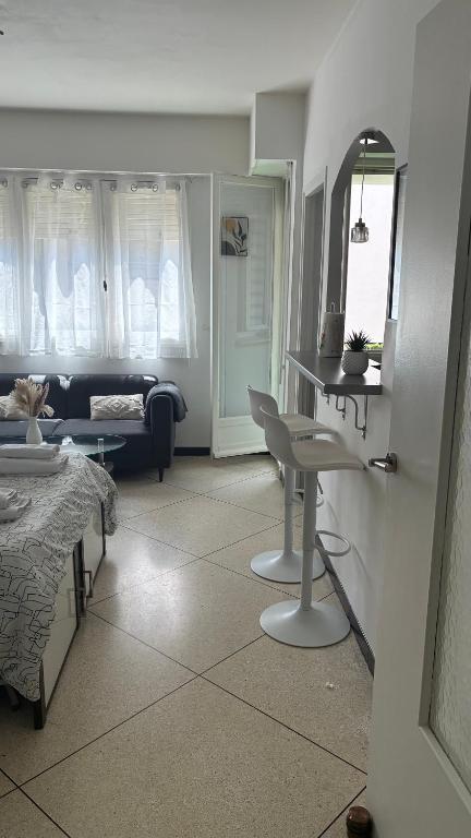 Studio lumineux avec balcon à Nice - 2