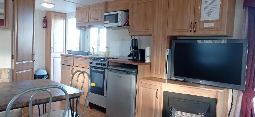Beachside Caravan 19, Ingoldmells photo 3