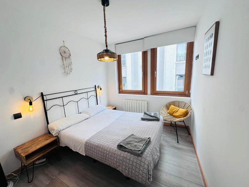 AtuaireHome Plaza Mayor III con parking Incluido - 4