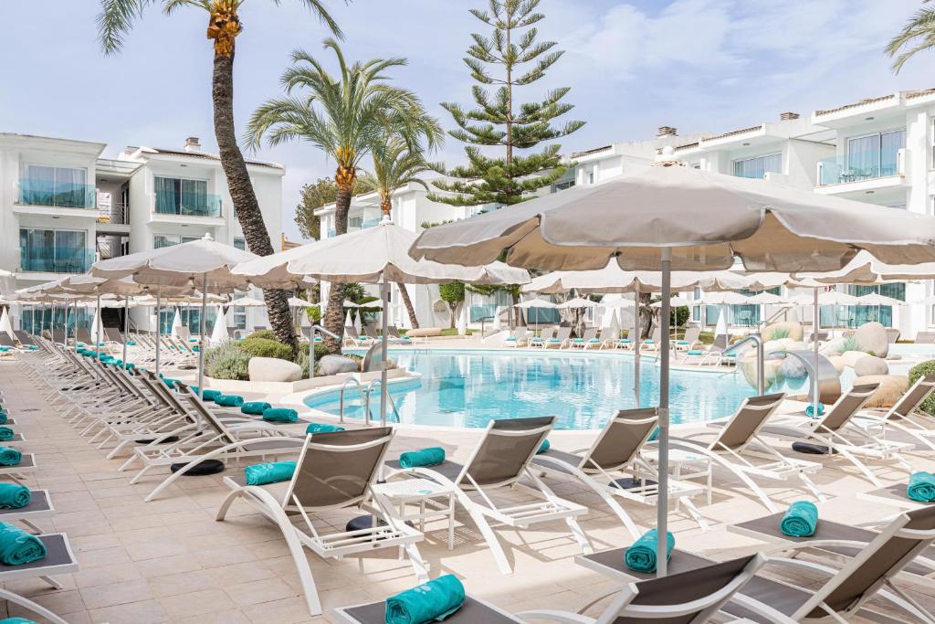 MarSenses Puerto Pollensa Hotel & Spa Adults Only — Swimming pool in Puerto Pollensa, Balearic Islands