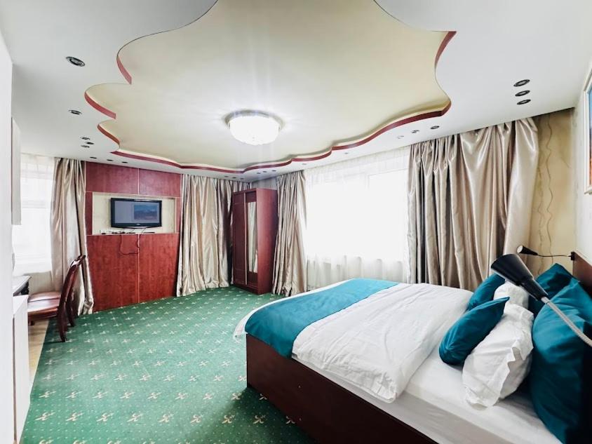 Kaiser hotel