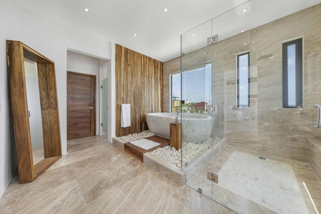 Spectacular New Oceanfront Villa Isla Mujeres - 4