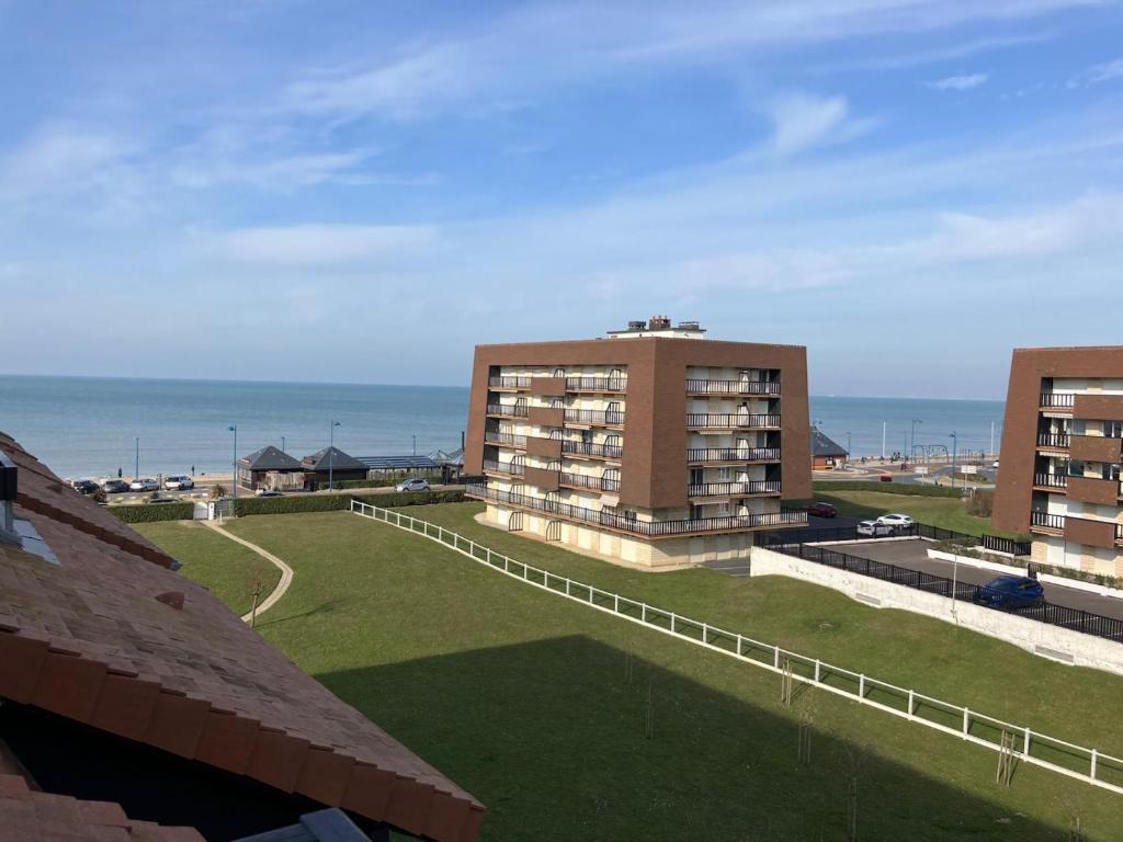 Duplex vue mer, 4 pers, parking privé, plage à 100m, Villers-sur-Mer