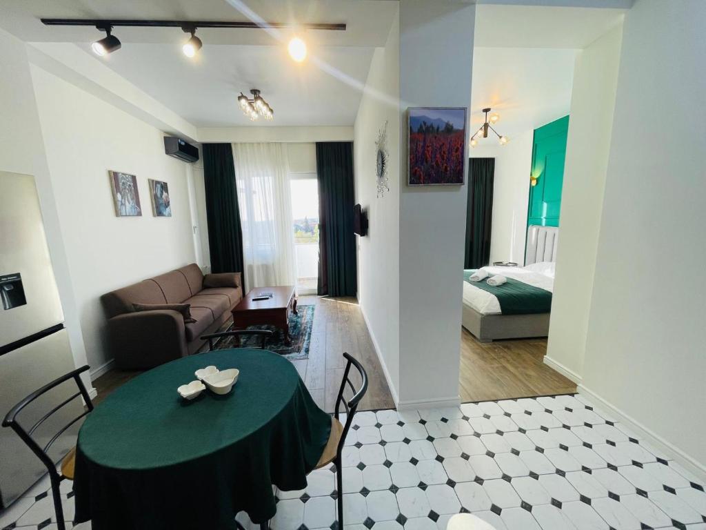 Urban Edge Apt. N1, Kutaisi