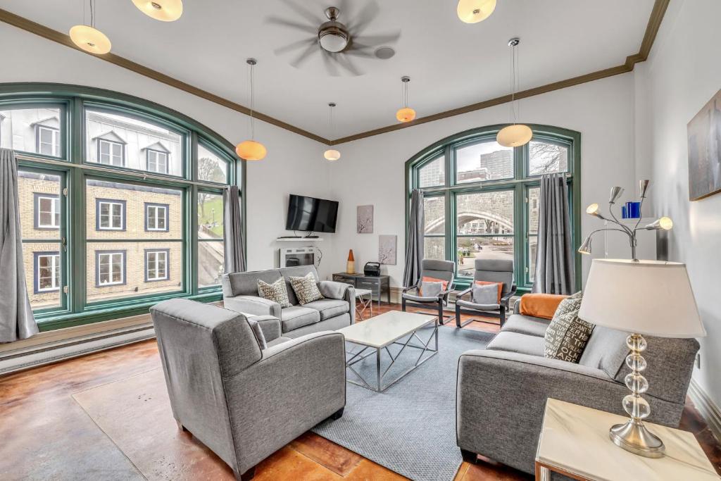 Initial - 1000 St-Jean - Old City, Quebec