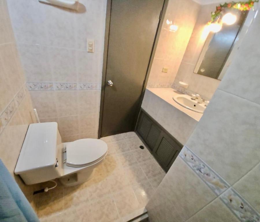 Hermoso apartamento caribeño Bocagrande Cartagena 100 metros - 2