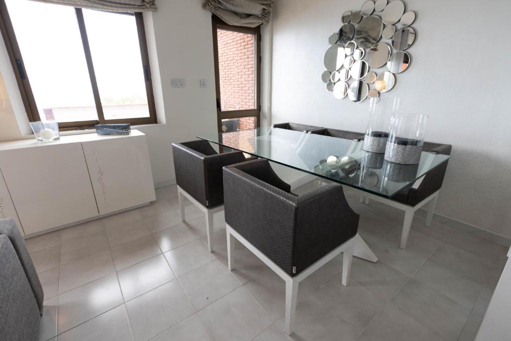 CT 383 GR - Faro's Almuñecar Beachfront for 4 - 3