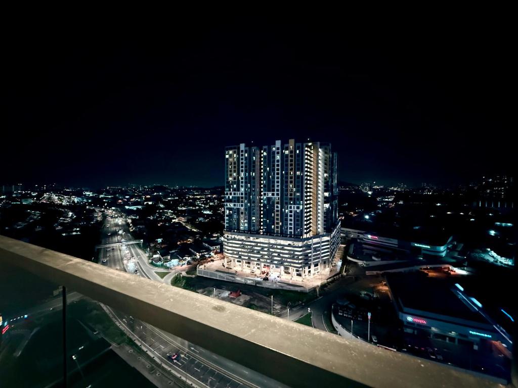 Self Check-in Privacy Free WiFi Netflix 1 Parking, Serdang