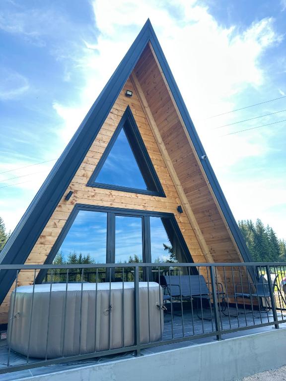 Pine Forrest Uskoci, Žabljak