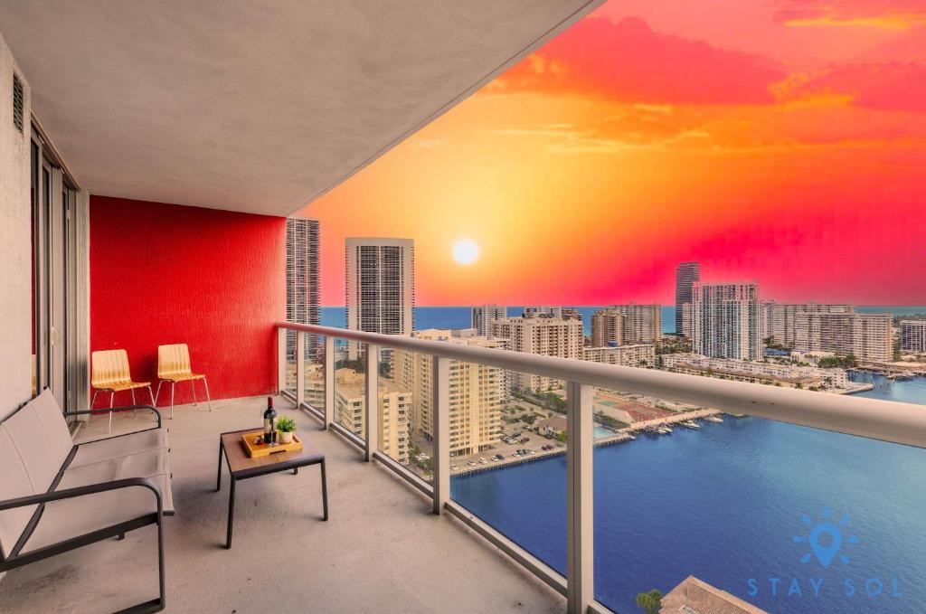 Infinite View Amazing Apt Spectacular Amenities, Hallandale Beach