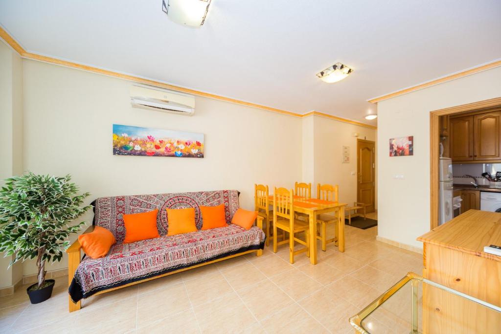Apartamento con aparcamiento cerca del mar en Torrevieja - 4