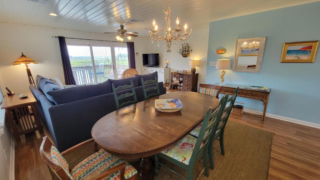 1 Marsh Creek Cove by Tybee Beach Vacation Rentals, Tybee Island
