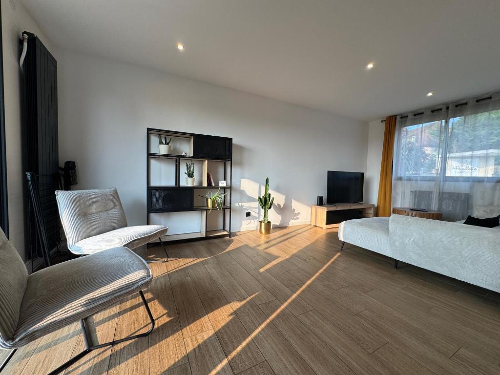 LUrbanMans - 6pers - Circuit Bugatti - Wi-fi - 4