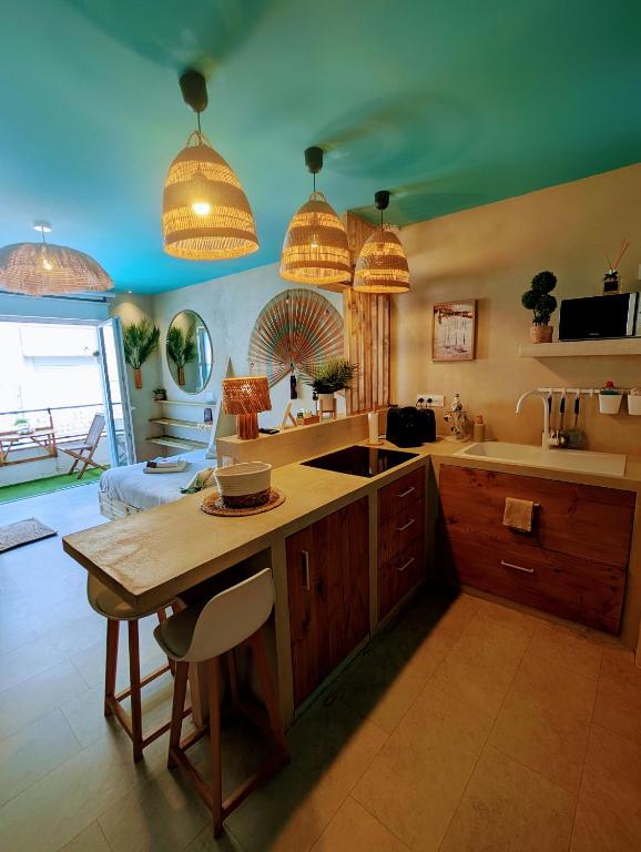 Les Spas de la Mer, Appart&Spa Aloha, 100m de la plage, Plein cœur du Grau - 5